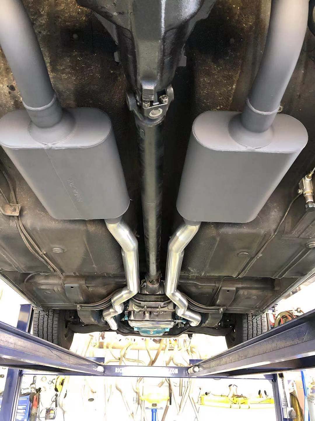 Dual Chamber Performance Muffler 17.5" Silver